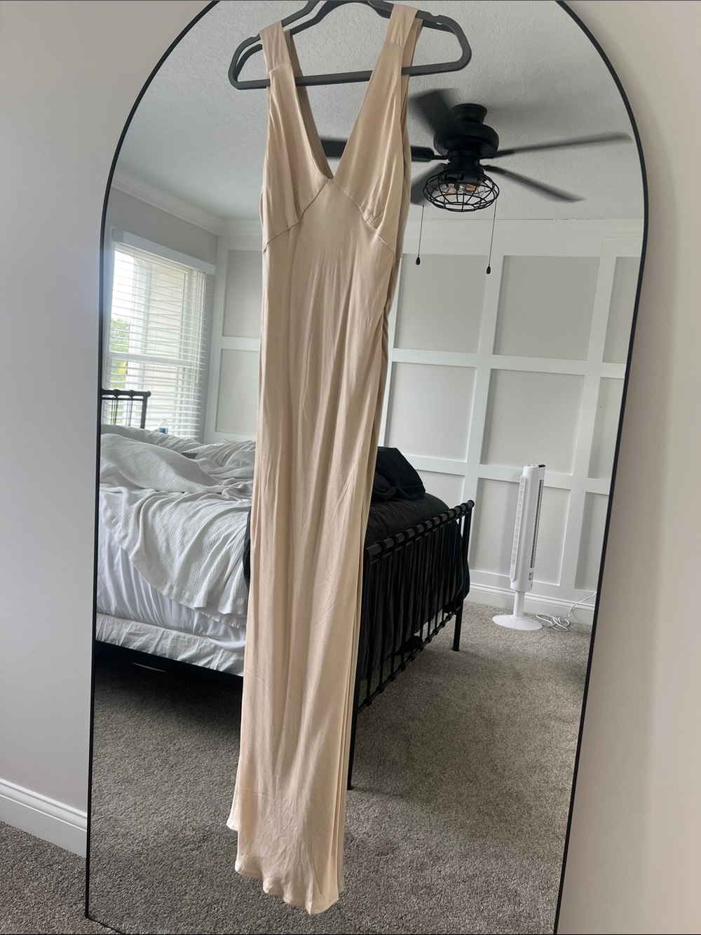 Rumored Sunset Strip Maxi Dress in champagne